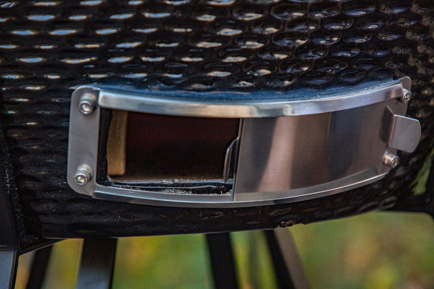 Pit Boss K24 24 (60cm) Black Ceramic Kamado BBQ with Cover
